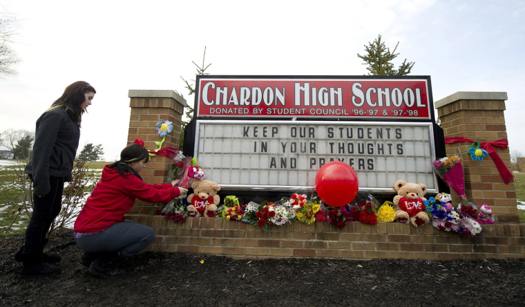 Image: Chardon Ohio Mourns Deadly School Shooting